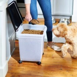Frisco Airtight Dog & Cat Food Storage Container -Dog Supplies Store 245805 PT8. AC SS1800 V1608849464
